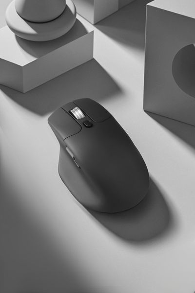 Mouse Keychron M6 Wireless Mouse (M6S-A23), DPI Range 100-30000, 750 IPS, Sensor PixArt 3950, Polling Rate 8000 Hz 2.4 GHz/Wired mode & 125Hz Bluetooth mode, Battery 600 mAh, USB Type-C, Black 33513 DOXYTERRA.md foto