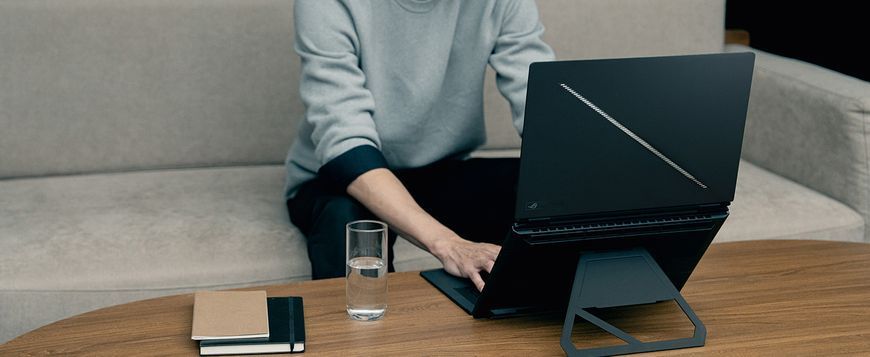 Laptop ASUS 16.0 ROG Zephyrus Duo 16 GX651AR Stellar Grey, Intel Core Ultra 9 386H, 32Gb LPDDR5X-8533, 1Tb, GeForce RTX 5070 Ti 12Gb, 16.0 OLED 3K (2880x1800) 120Hz AG, HDMI, 802.11be, TB4, USB-A, CR, IR FHD Web, Win11 Home, Illum RGB Keyb, GX651AR-SR032W 256822 DOXYTERRA.md фото
