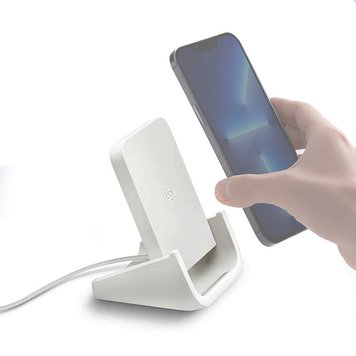 Адаптер питания Logitech Wireless charging stand for iPhone, iPhone - up to 7.5W, Qi-compatible smartphones - 5W, 939-001630 (charger) 29853 фото